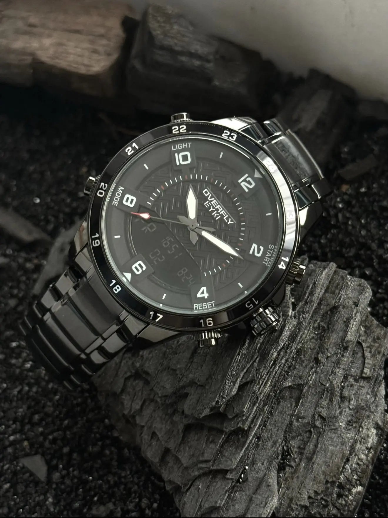 Digital Sports Wristwatch for Men – Black OverflyEyki