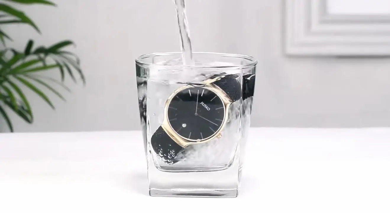 JIUSKO Couple's Quartz Watch Set – Sapphire Crystal, Stainless Steel Mesh Band, Quartz Movement (Black) OverflyEyki